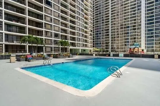 Breezy 12Th Floor Waikiki Condo With Free Parking Honolulu 0*,