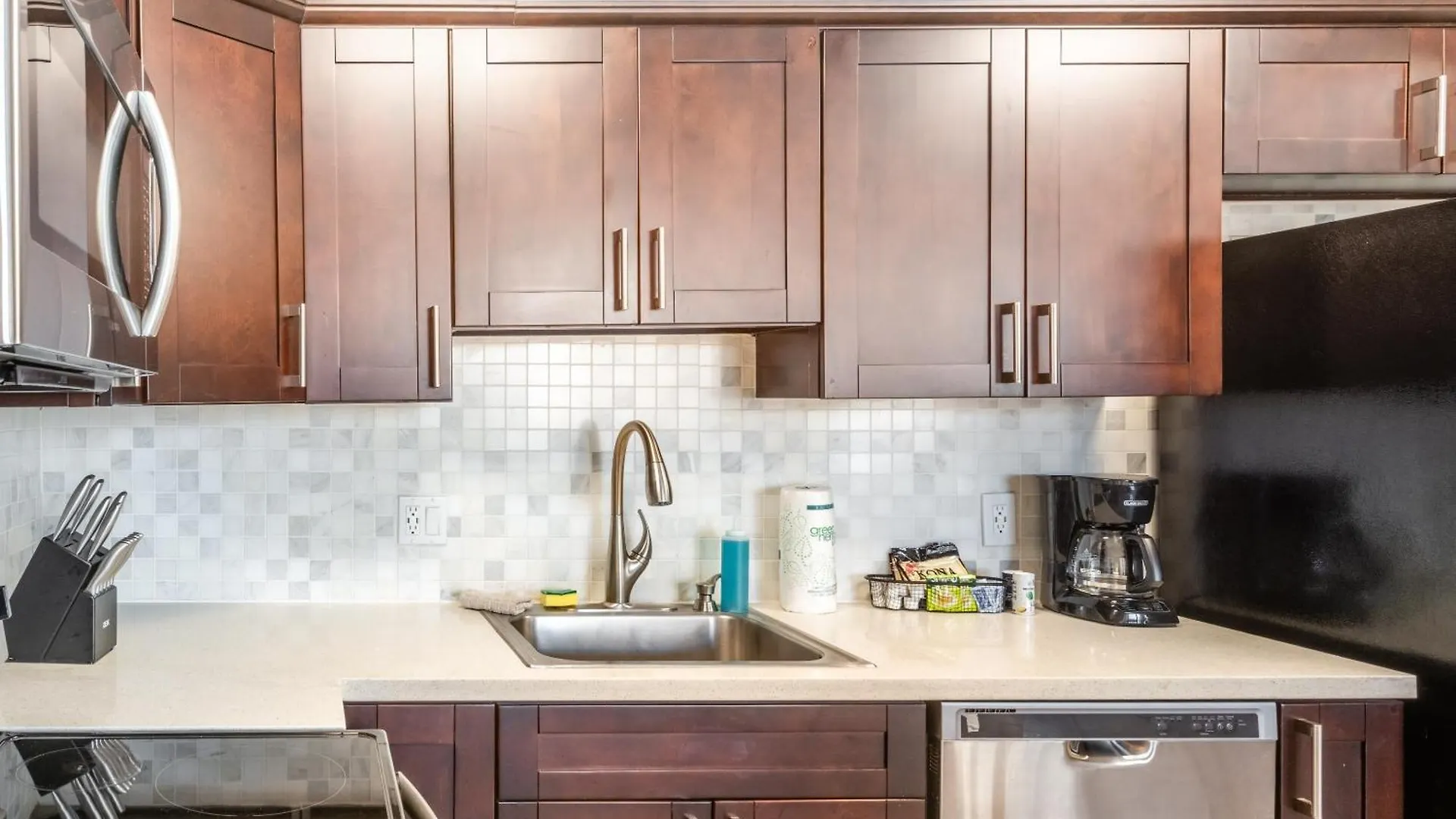 Breezy 12Th Floor Waikiki Condo With Free Parking Honolulu 0*,  United States